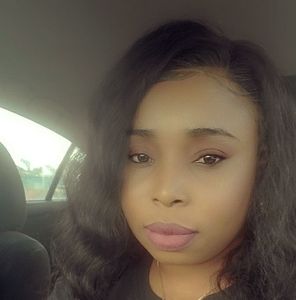 Meet your Posher, Farah